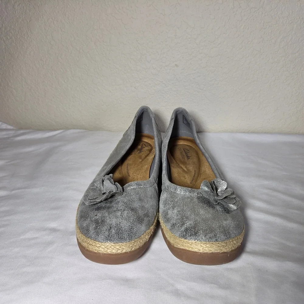 Clarks Collection Silver Metallic Floral Espadrille Flats Ultimate Comfort 11W